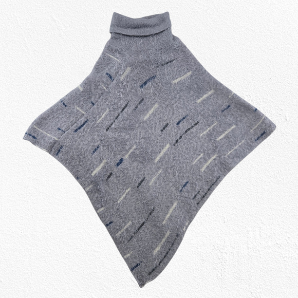 Y2K Gray Fuzzy Acrylic Poncho Cowl Neck 2000 Boho Abstract Dash Pattern One Size - Picture 2 of 8